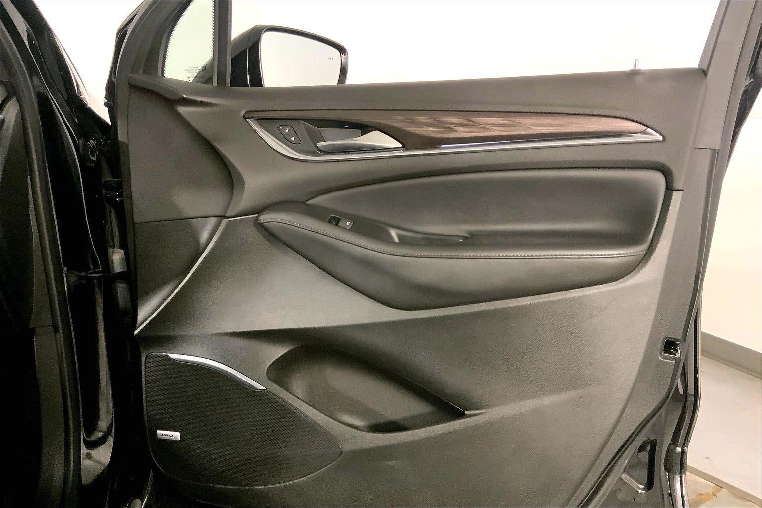 2022 Buick Enclave Avenir