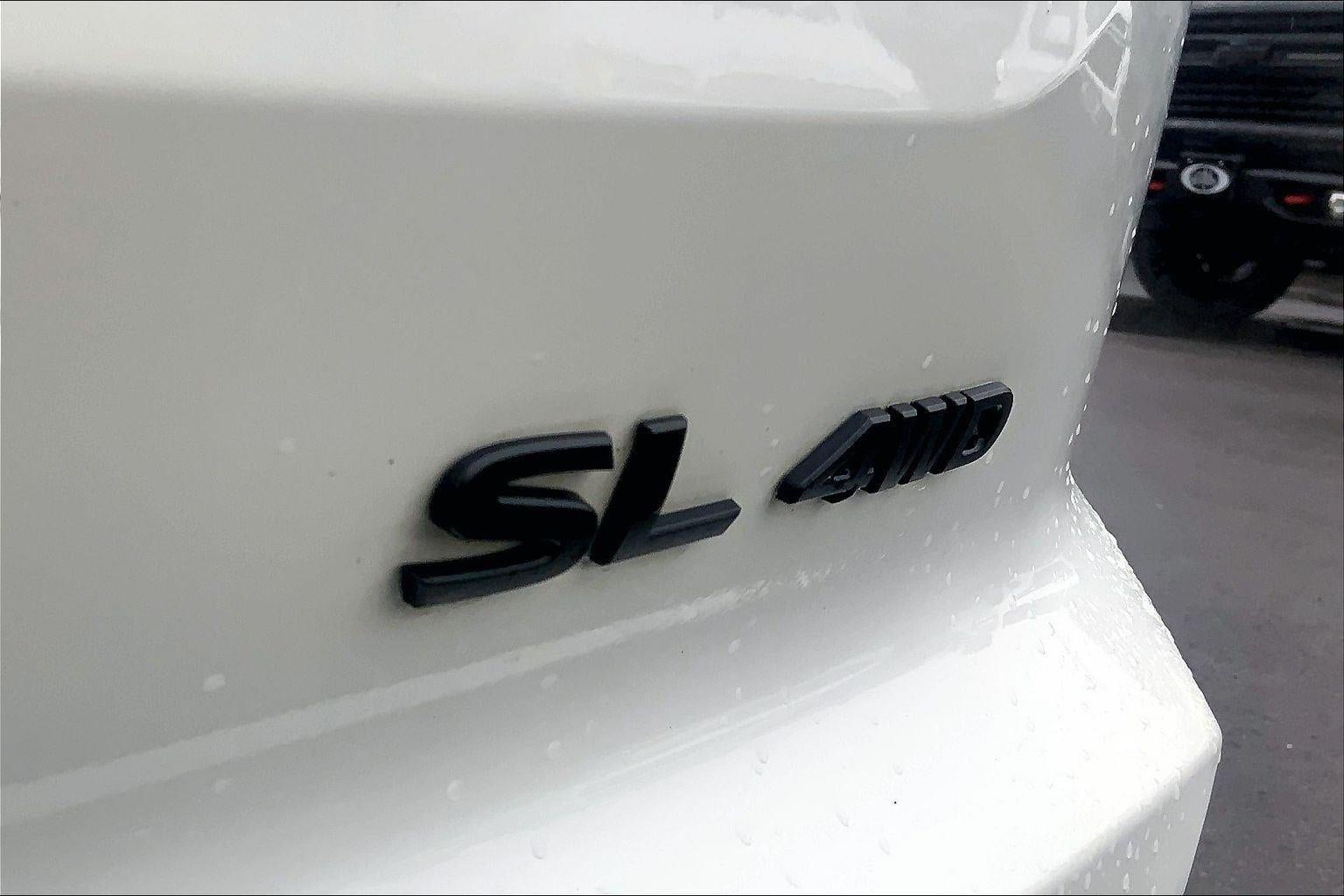 2022 Nissan Pathfinder SL