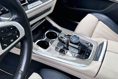 2021 BMW X7 M50i
