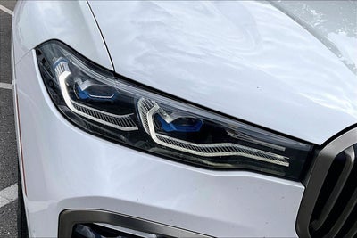 2021 BMW X7 M50i
