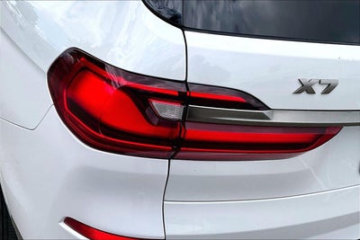 2021 BMW X7 M50i