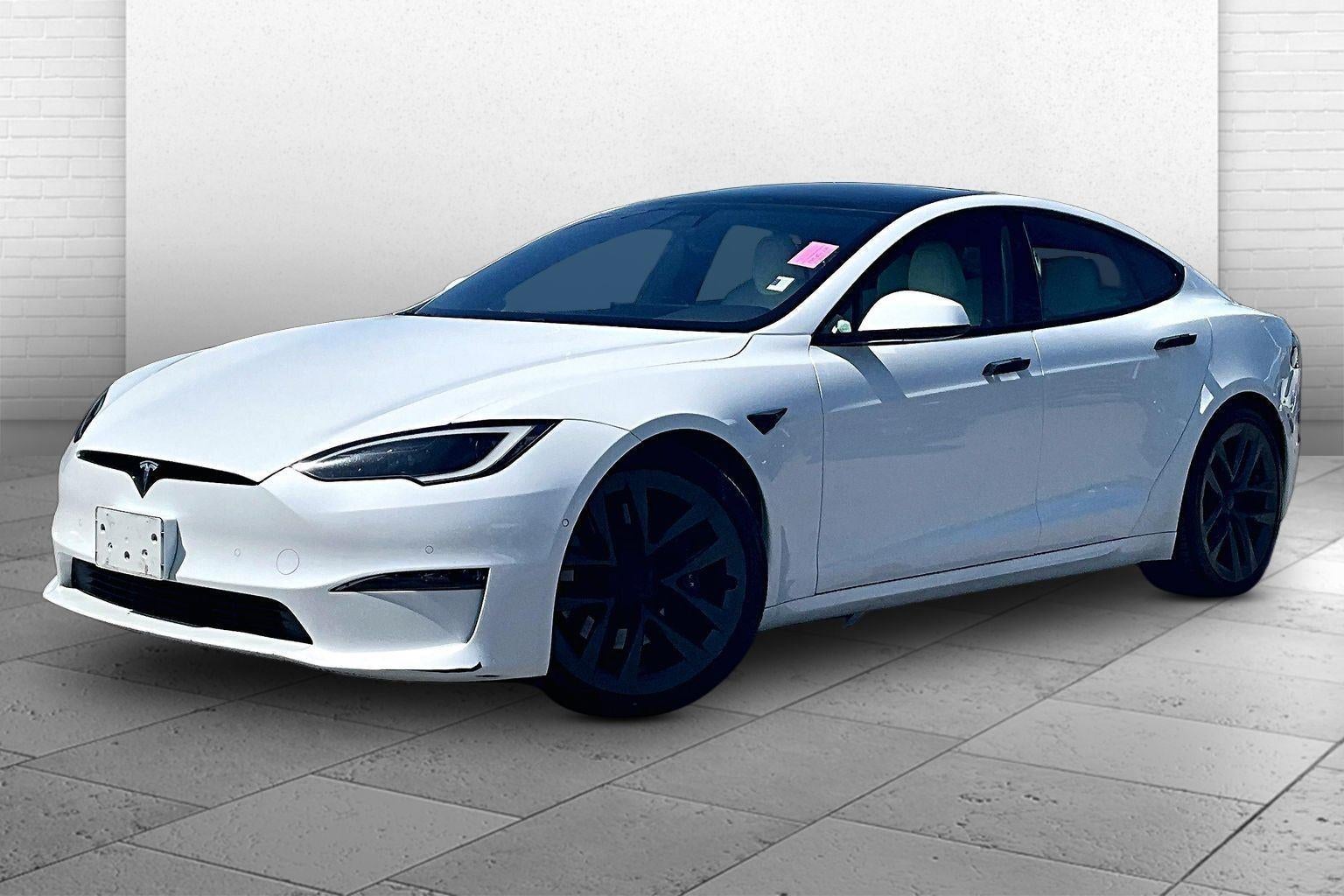 2022 Tesla Model S Plaid