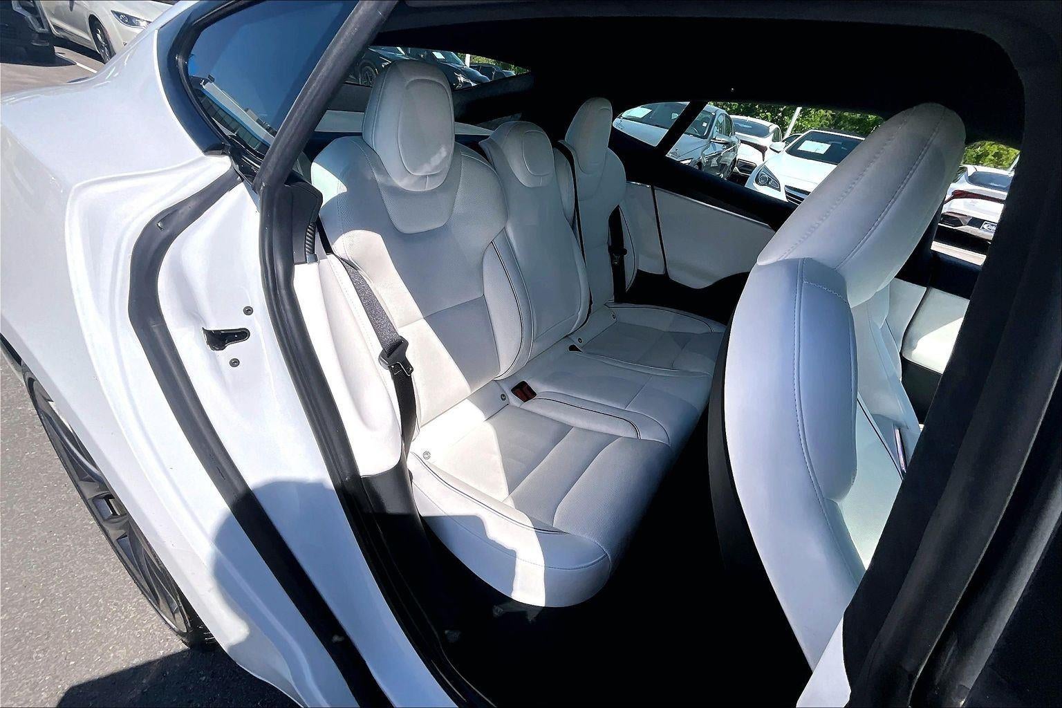 2022 Tesla Model S Plaid