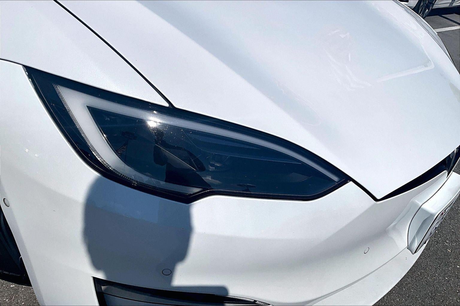 2022 Tesla Model S Plaid