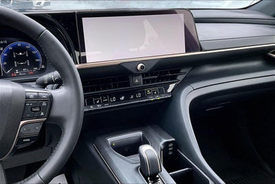 2023 Toyota Crown XLE