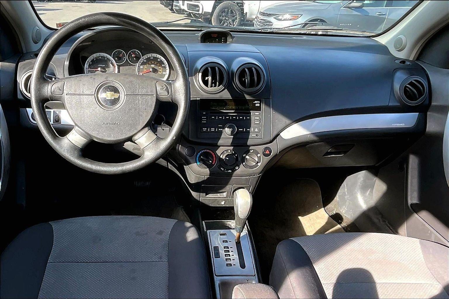 2011 Chevrolet Aveo LT w/1LT