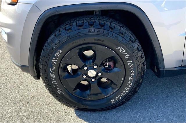 2017 Jeep Grand Cherokee Laredo