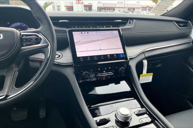 2025 Jeep Grand Cherokee Overland 4x4