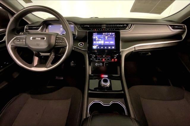 2023 Jeep Grand Cherokee L Laredo 4x4