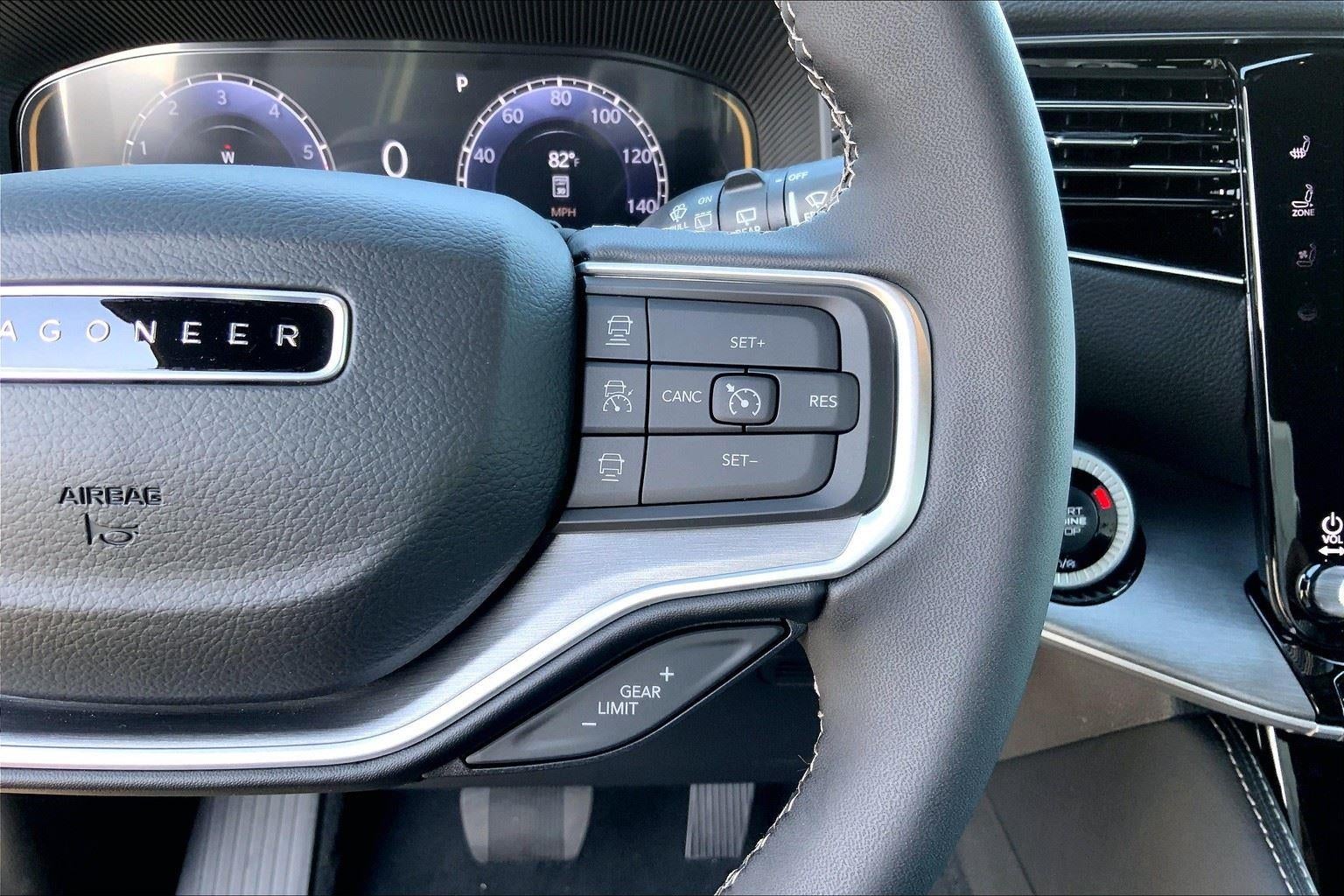2025 Jeep Wagoneer L Series II Limited 4x4