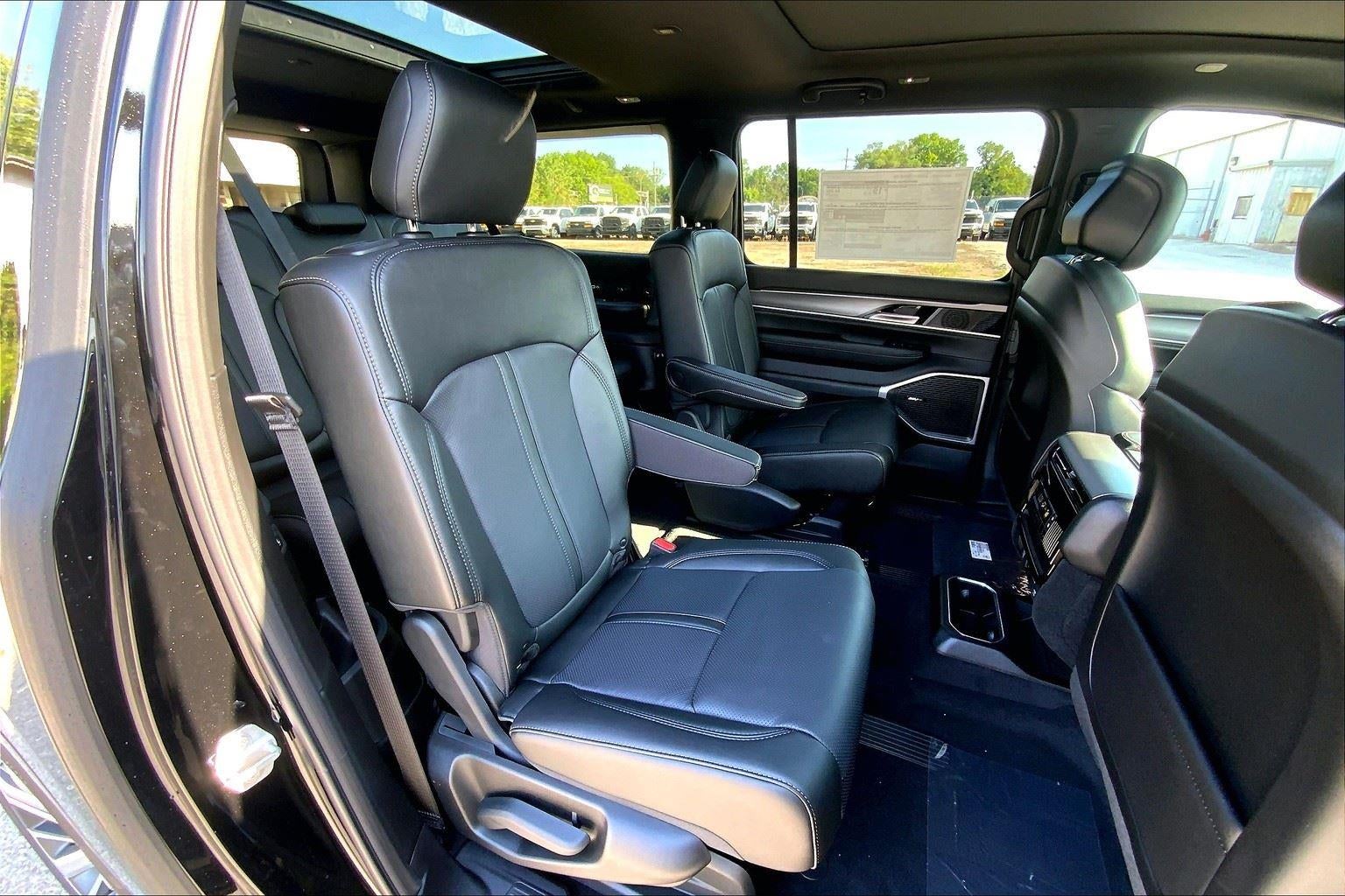 2025 Jeep Wagoneer L Series II Limited 4x4