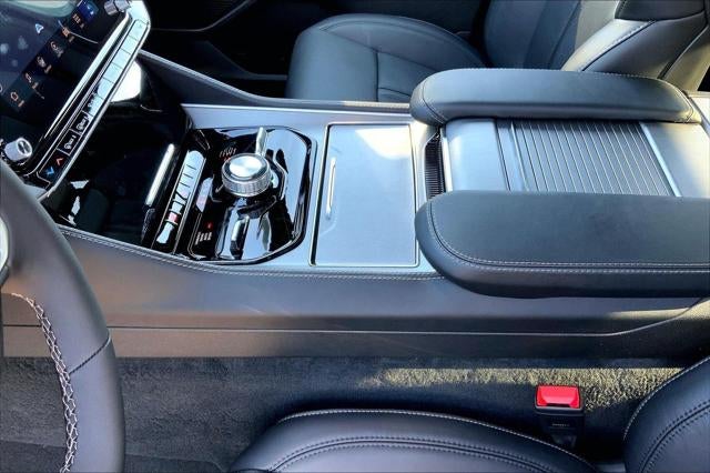 2025 Jeep Wagoneer L Series II Limited 4x4