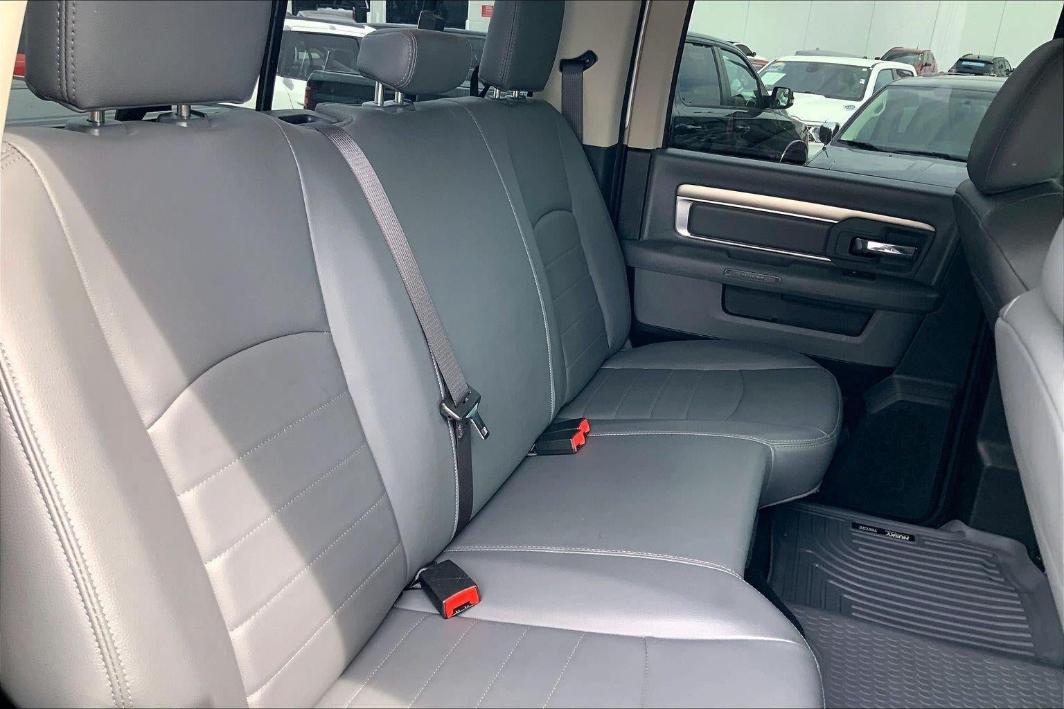 2019 RAM 1500 Classic Warlock Crew Cab 4x4 5'7' Box