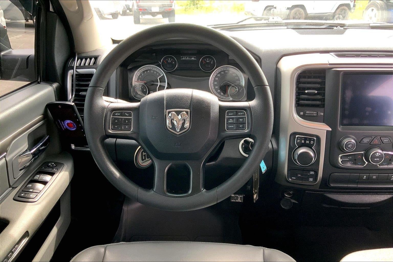 2019 RAM 1500 Classic Warlock Crew Cab 4x4 5'7' Box