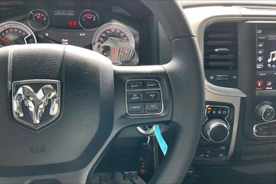 2019 RAM 1500 Classic Warlock Crew Cab 4x4 5'7' Box