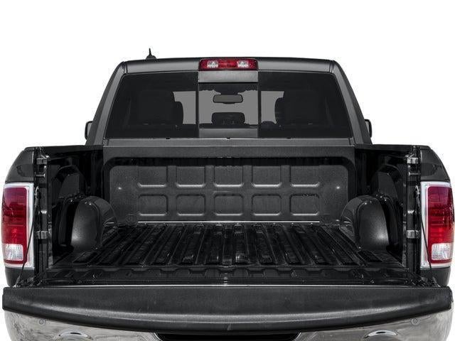2017 RAM 1500 Laramie Crew Cab 4x4 5'7' Box