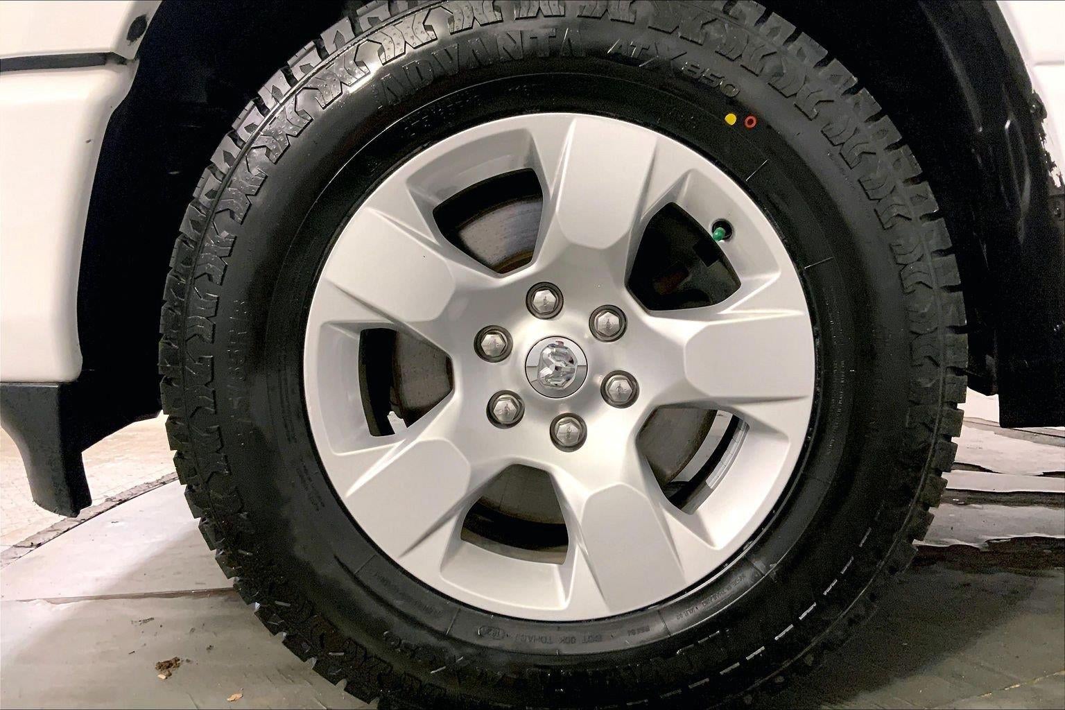 2022 RAM 1500 Big Horn Crew Cab 4x4 6'4' Box