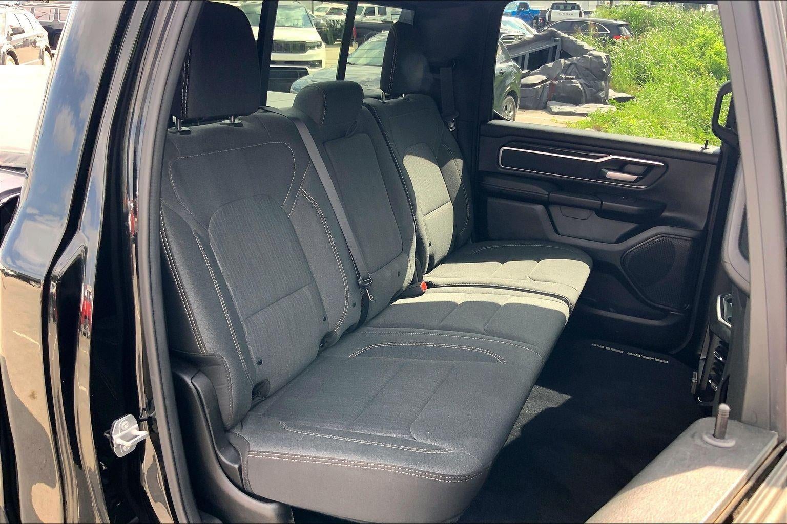 2019 RAM 1500 Big Horn/Lone Star Crew Cab 4x4 6'4' Box