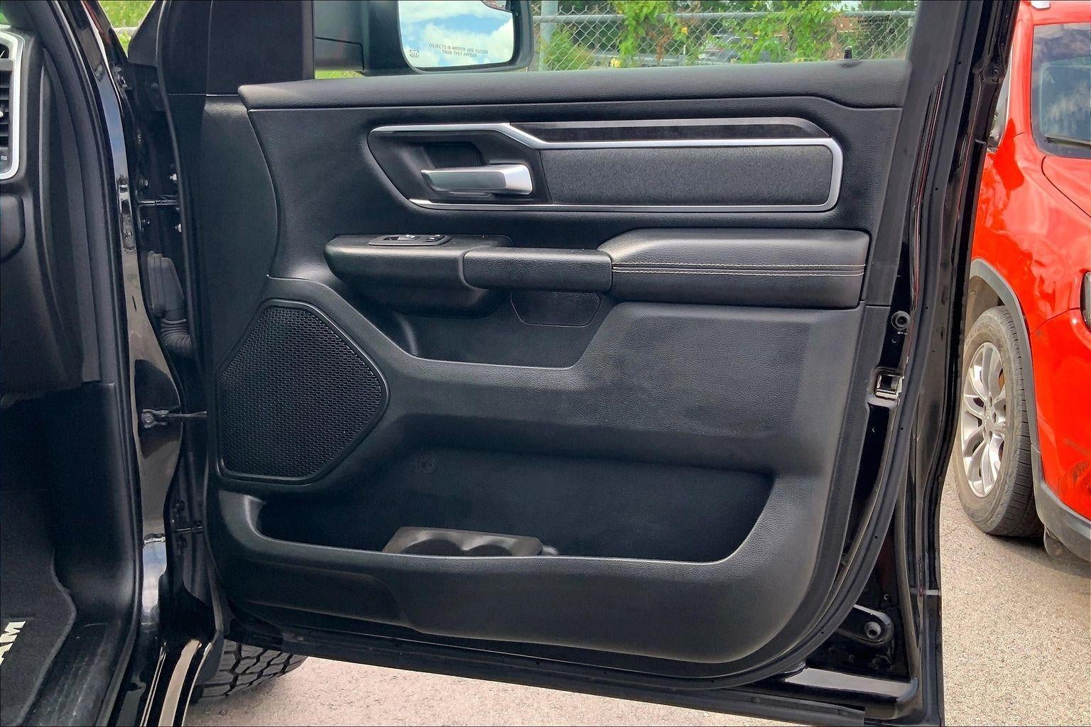 2019 RAM 1500 Big Horn/Lone Star Crew Cab 4x4 6'4' Box