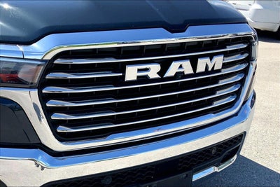 2025 RAM 1500 Laramie Crew Cab 4x4 5'7' Box