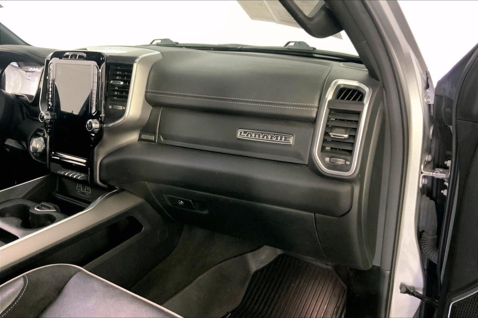 2023 RAM 1500 Laramie Crew Cab 4x4 5'7' Box
