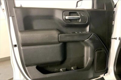 2022 Chevrolet Silverado 1500 4WD Crew Cab Short Bed Custom