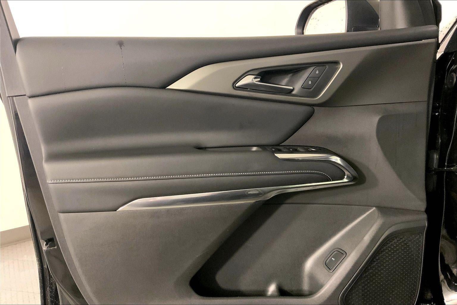 2025 Chevrolet Traverse FWD LT