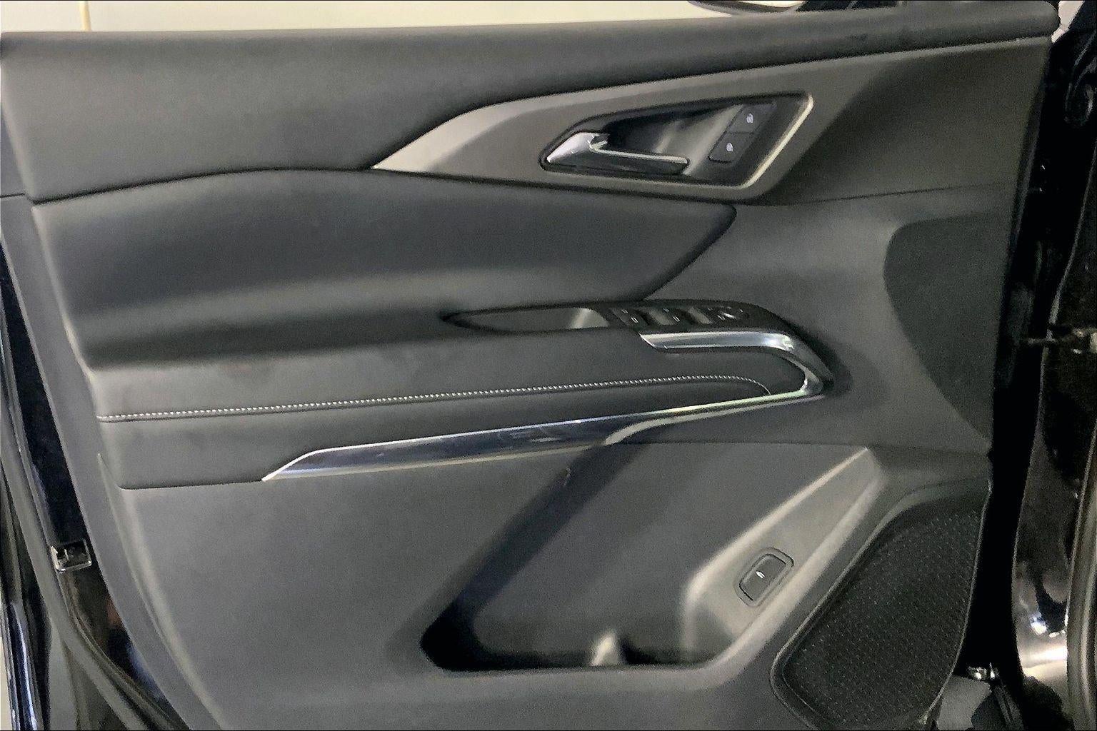 2024 Chevrolet Traverse AWD LT