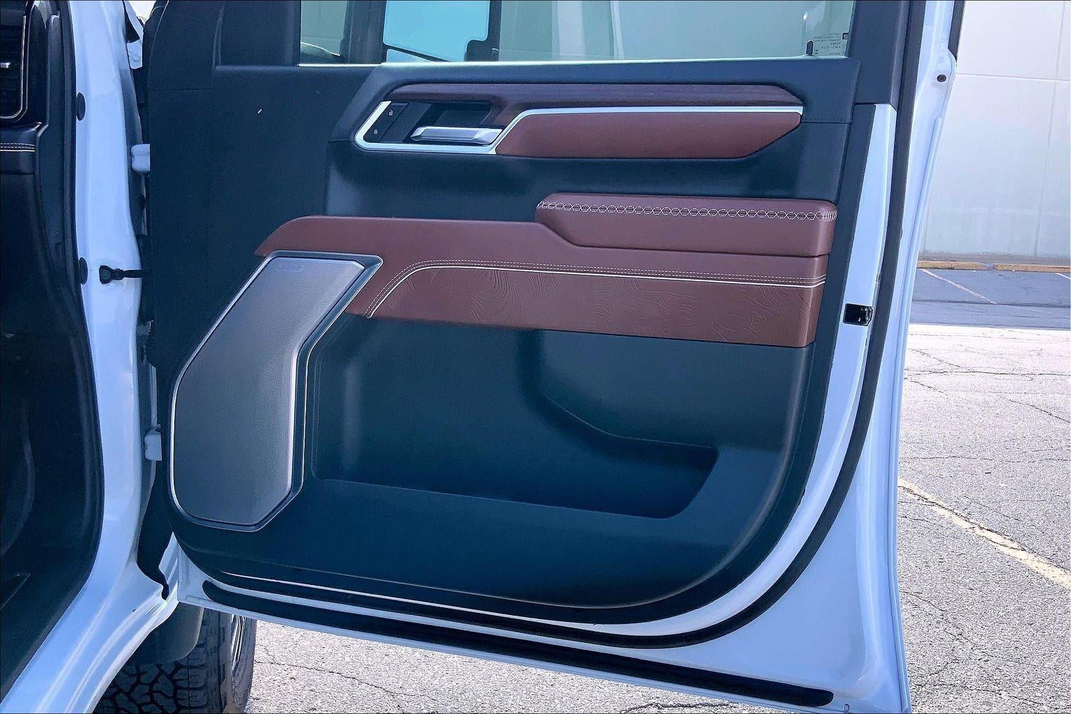 2026 GMC Sierra 2500 HD Crew Cab, Standard Bed, Denali Ultimate, 4WD