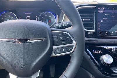 2024 Chrysler Pacifica Pinnacle