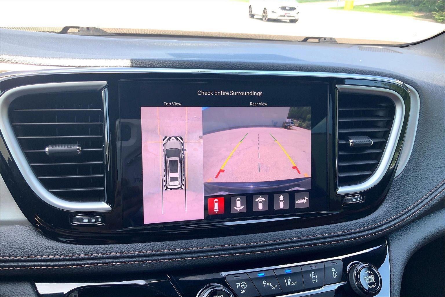 2024 Chrysler Pacifica Pinnacle