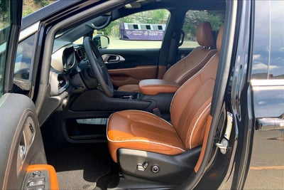 2024 Chrysler Pacifica Pinnacle