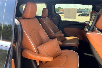 2024 Chrysler Pacifica Pinnacle