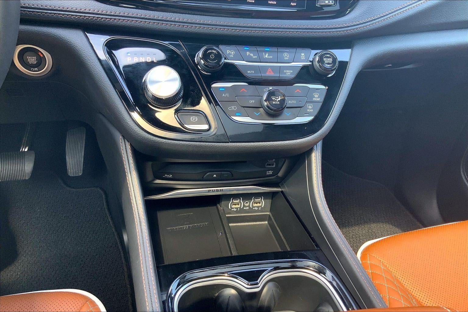 2024 Chrysler Pacifica Pinnacle