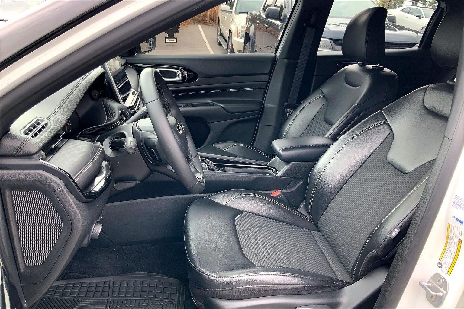 2023 Jeep Compass Altitude