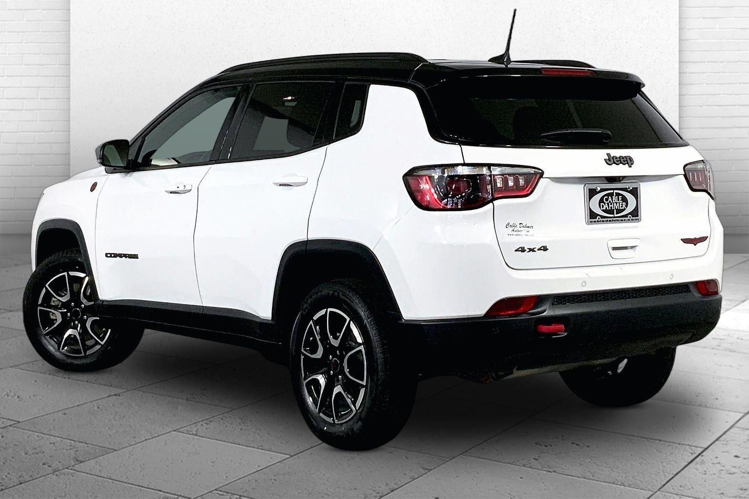 2025 Jeep Compass Trailhawk