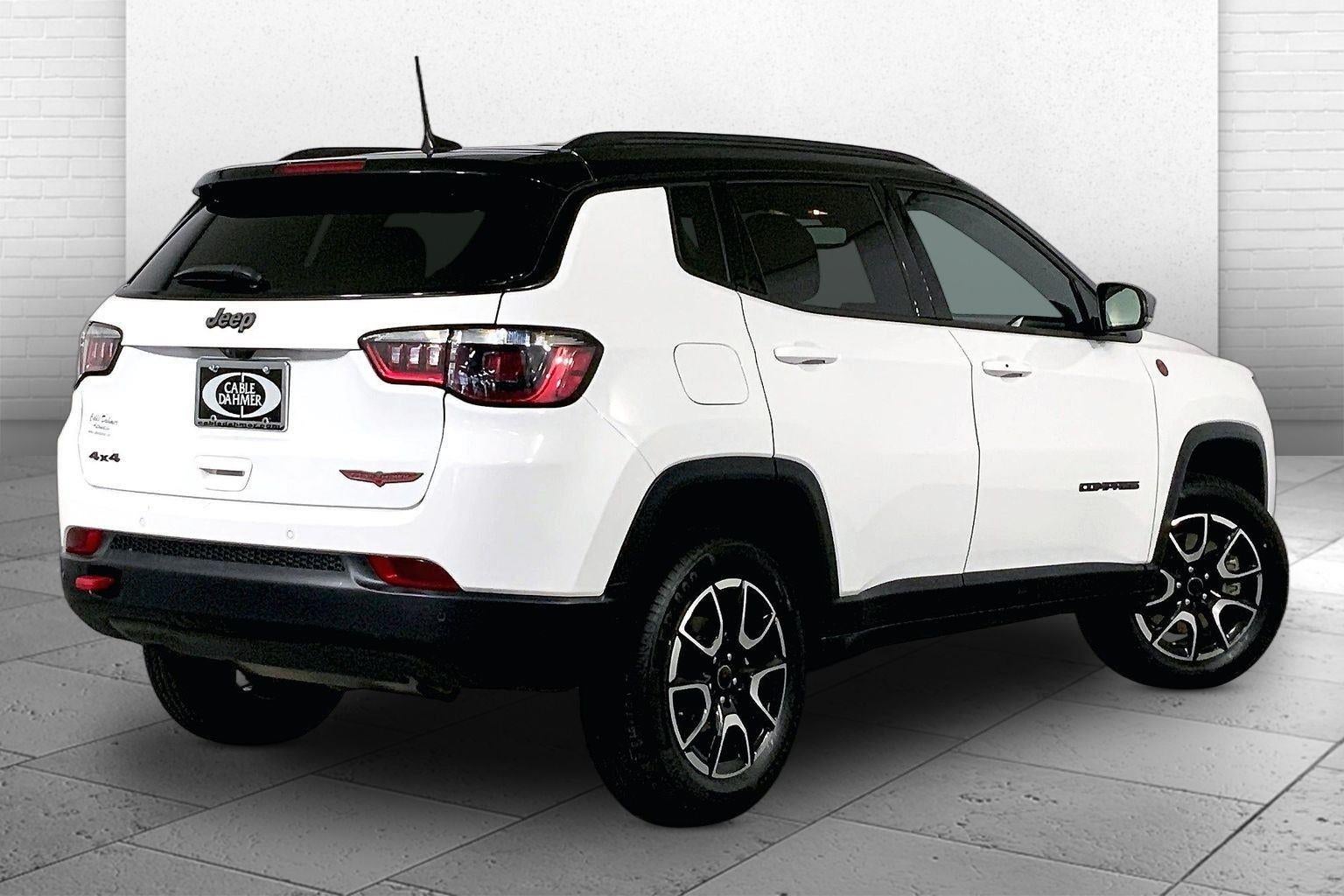 2025 Jeep Compass Trailhawk
