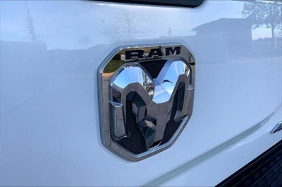 2024 RAM 3500 Big Horn Crew Cab 4x4 8' Box