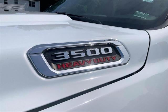 2023 RAM 3500 Limited Longhorn Crew Cab 4x4 8' Box