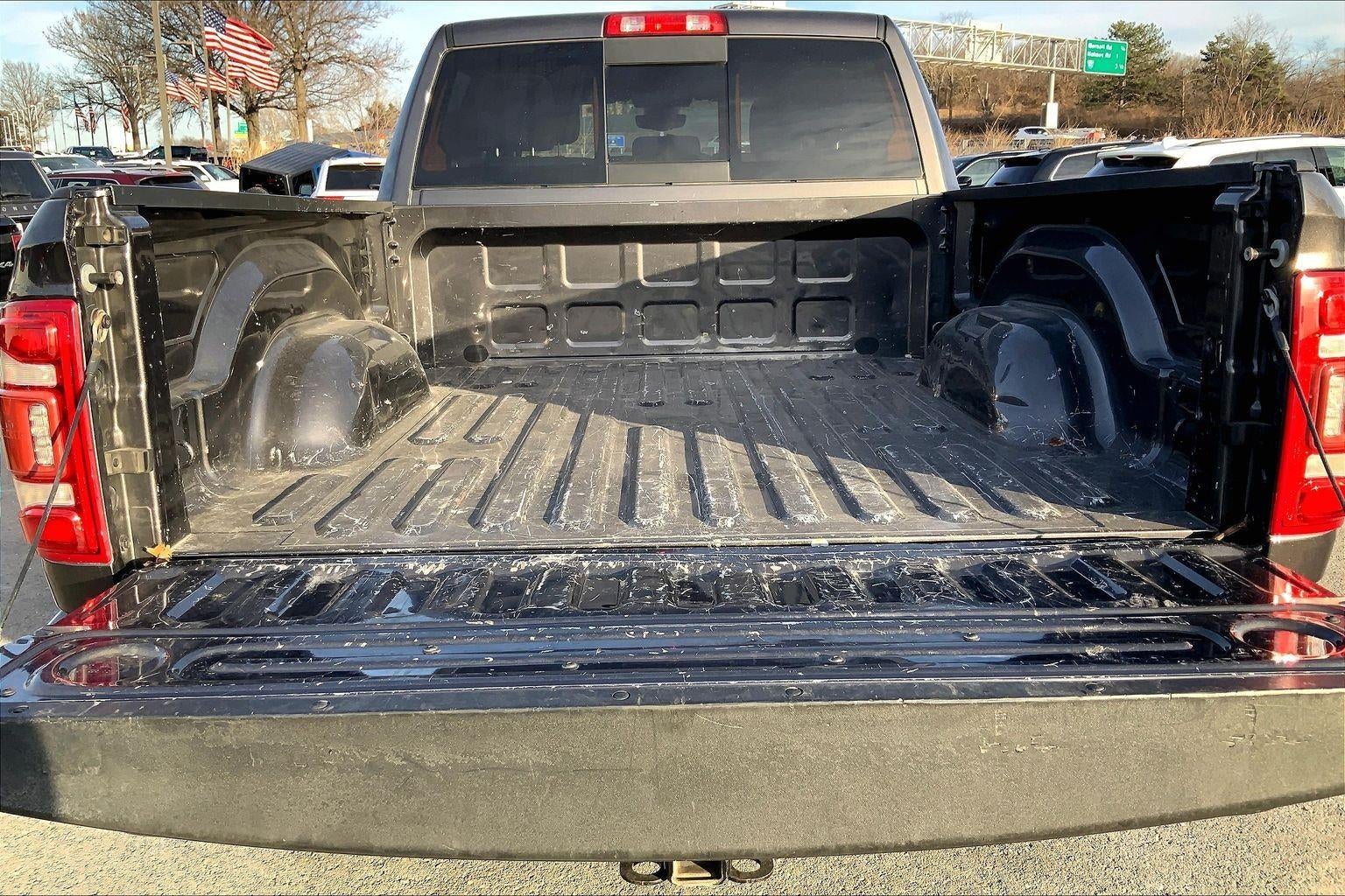 2020 RAM 2500 Big Horn Crew Cab 4X4 6'4' Box