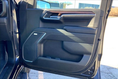 2023 GMC Sierra 1500 4WD Crew Cab Short Box SLT