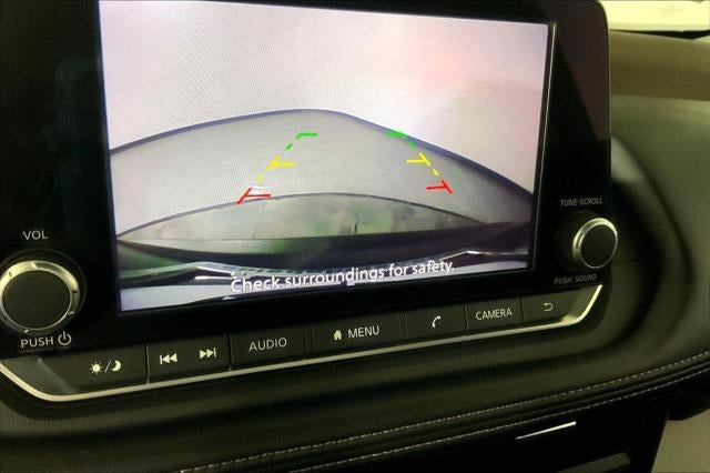 2023 Nissan Rogue SV FWD