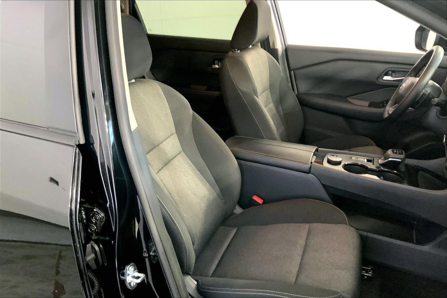 2025 Nissan Rogue SV Intelligent AWD