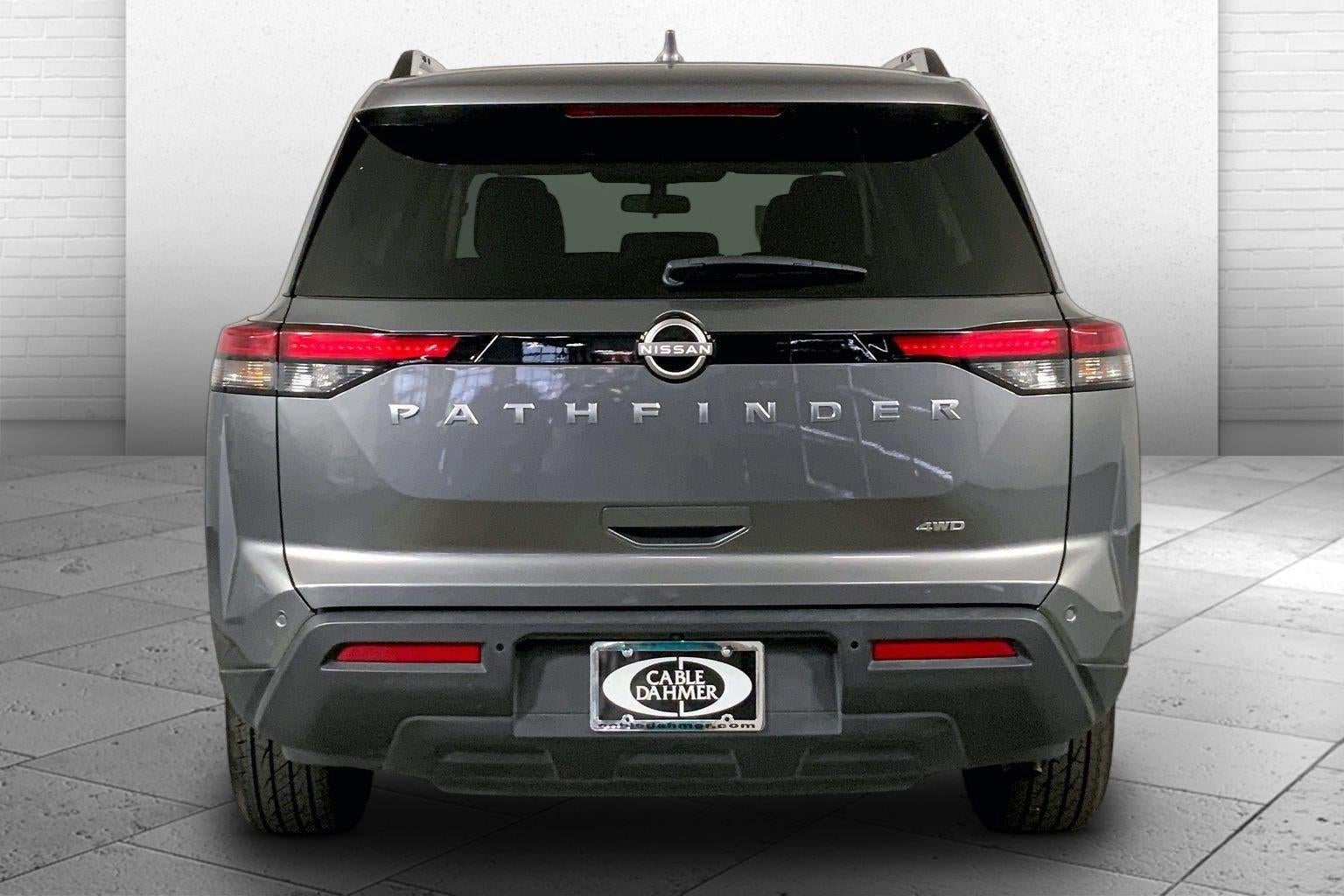 2025 Nissan Pathfinder SV 4WD