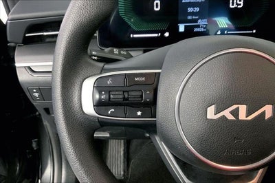 2025 Kia K5 LXS