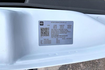 2026 Chevrolet Express Passenger LS
