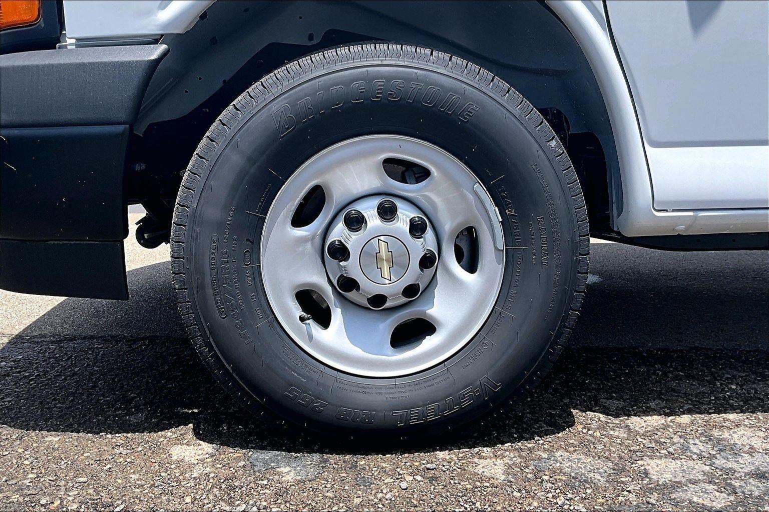 2026 Chevrolet Express Passenger LS