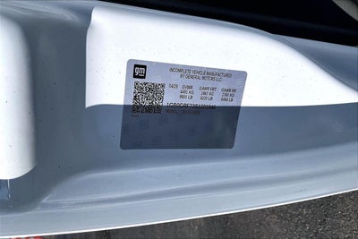 2025 Chevrolet Express Cutaway 3500 1WT