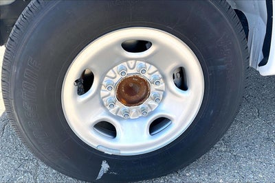 2025 Chevrolet Express Cutaway 3500 1WT