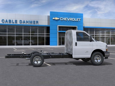 2025 Chevrolet Express Cutaway 3500 1WT